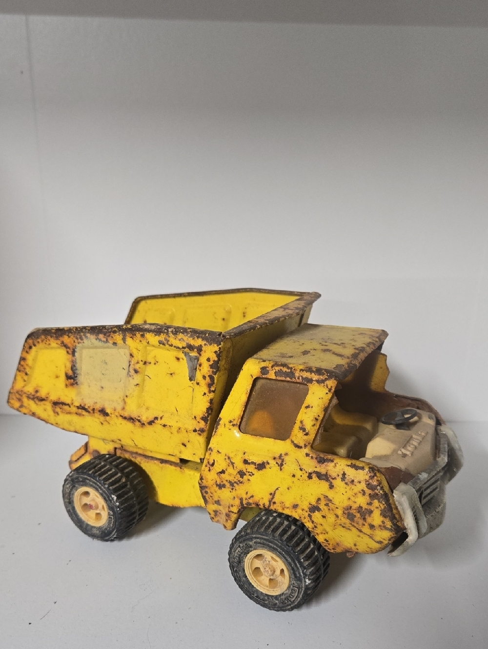 Vtg Tonka Dump Truck